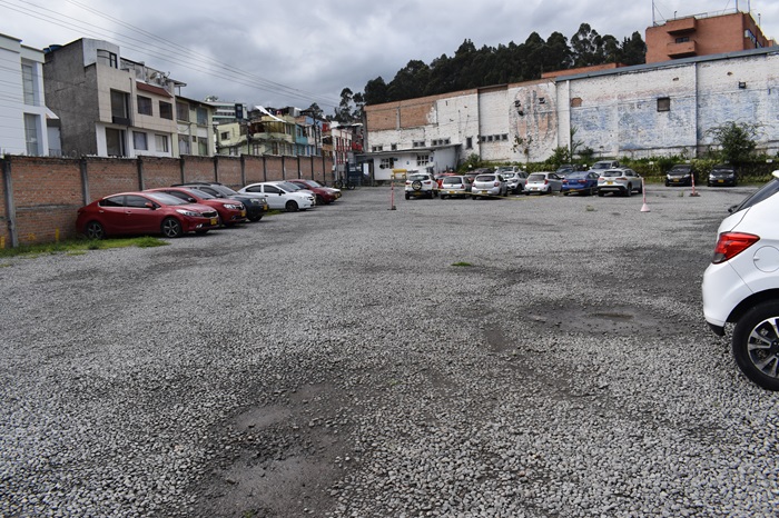 Parqueadero 1 pq.jpg