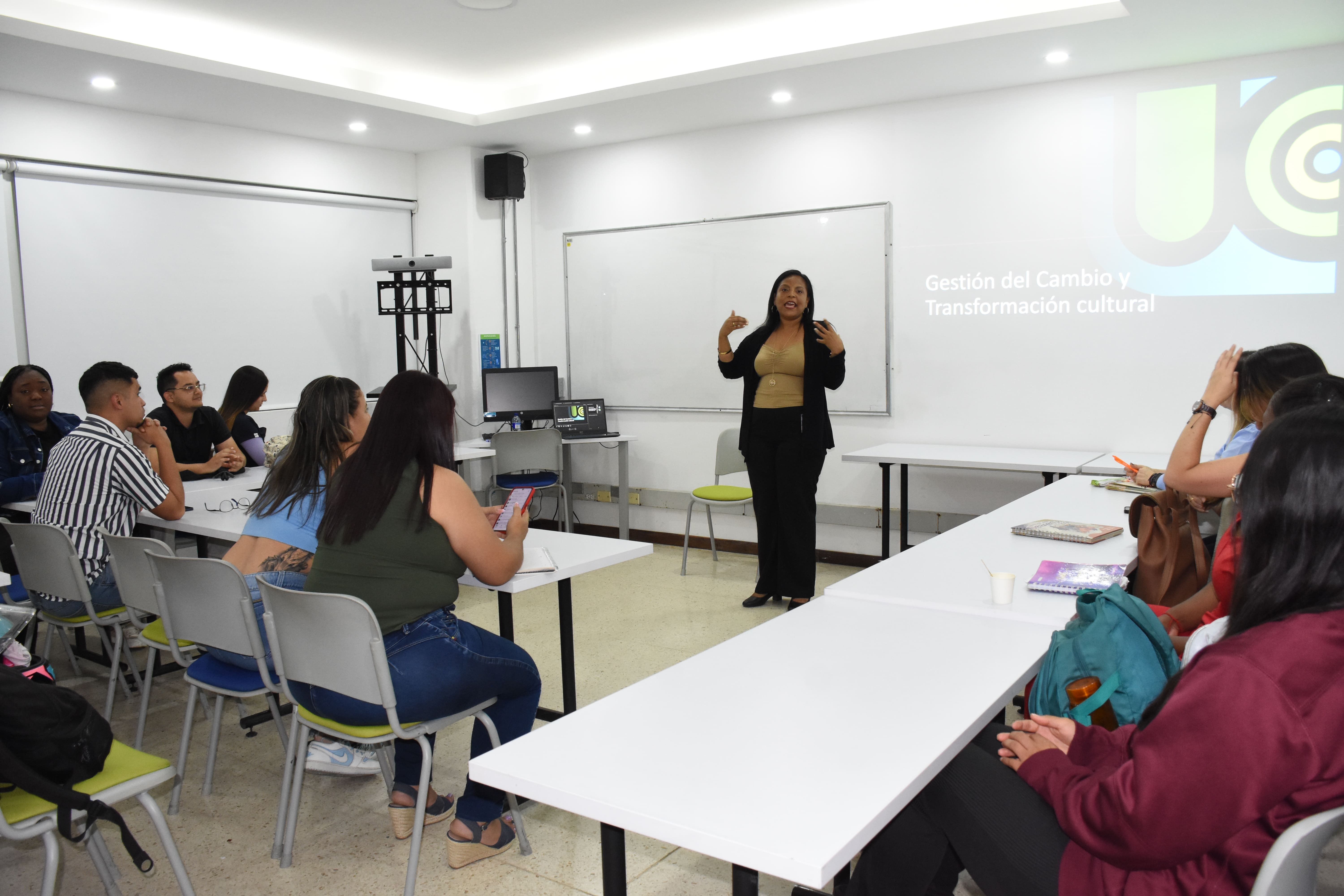 estudiantes seguridad y salud en el trabajo.jpg