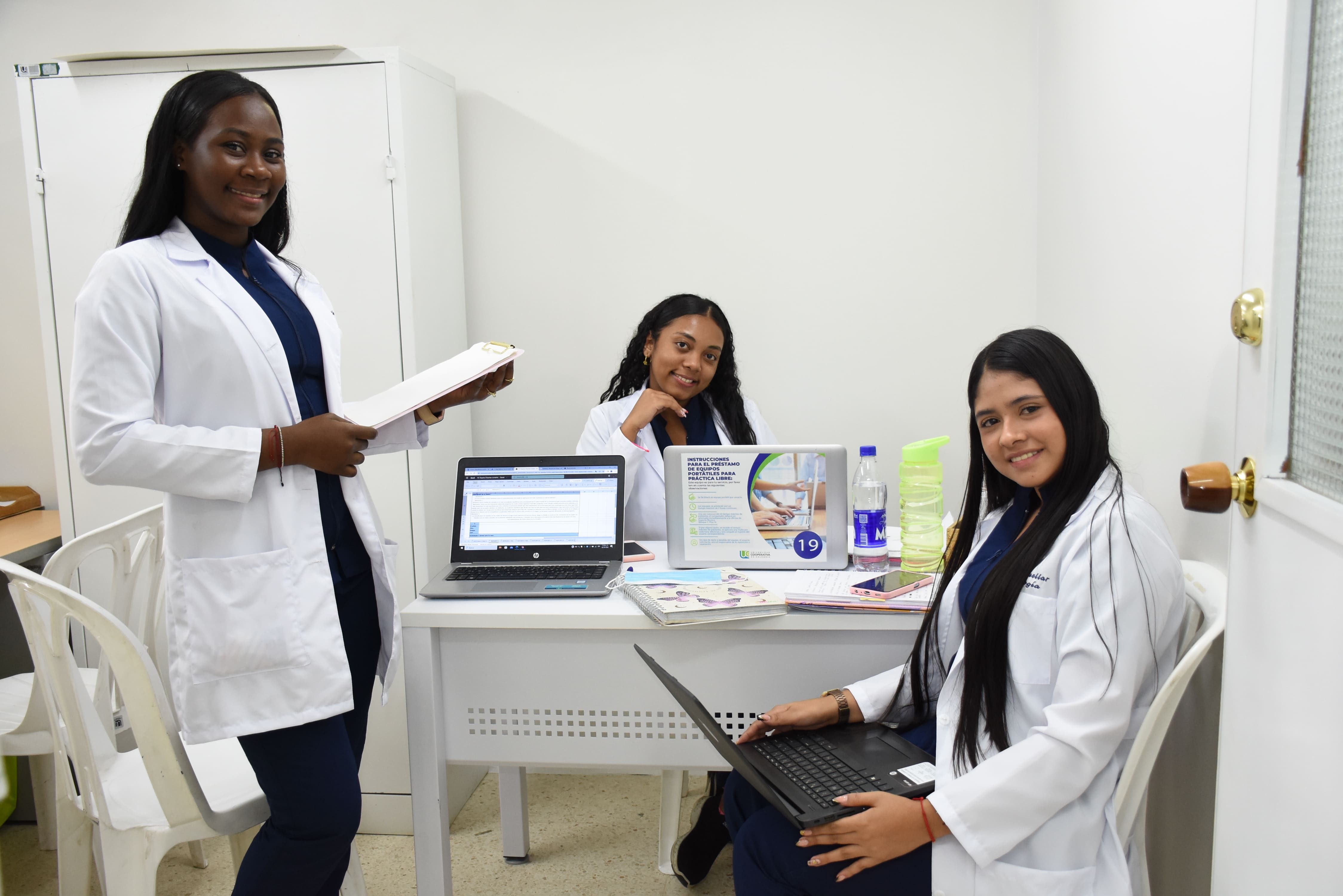 consultorio psicologico 2025.jpg